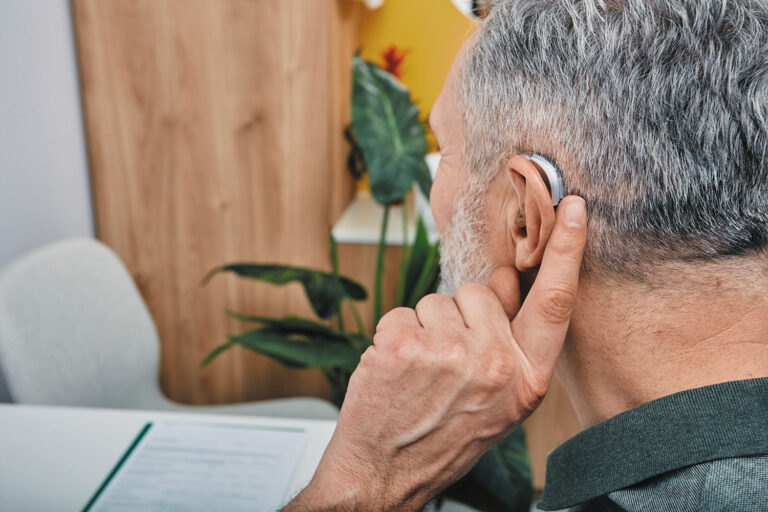 Finding Trusted Phonak Hearing Aid Providers UK for Better Hearing Solutions